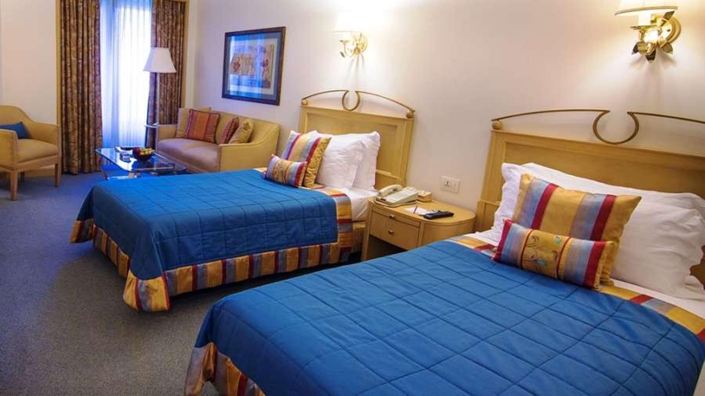 The Orchid Hotel Mumbai Vile Parle Exterior photo A typical room at the Disney's Hilton Anaheim