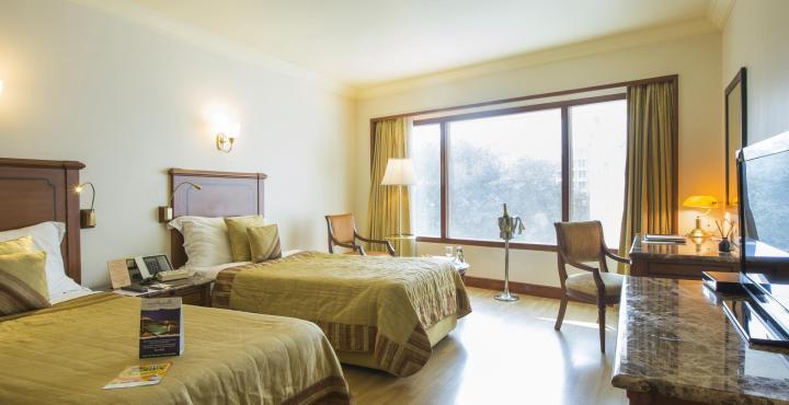 The Orchid Hotel Mumbai Vile Parle Exterior photo A room at the Taj Bengal