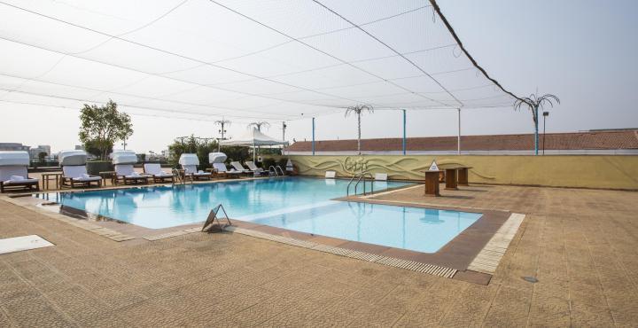 The Orchid Hotel Mumbai Vile Parle Exterior photo The pool at the hotel