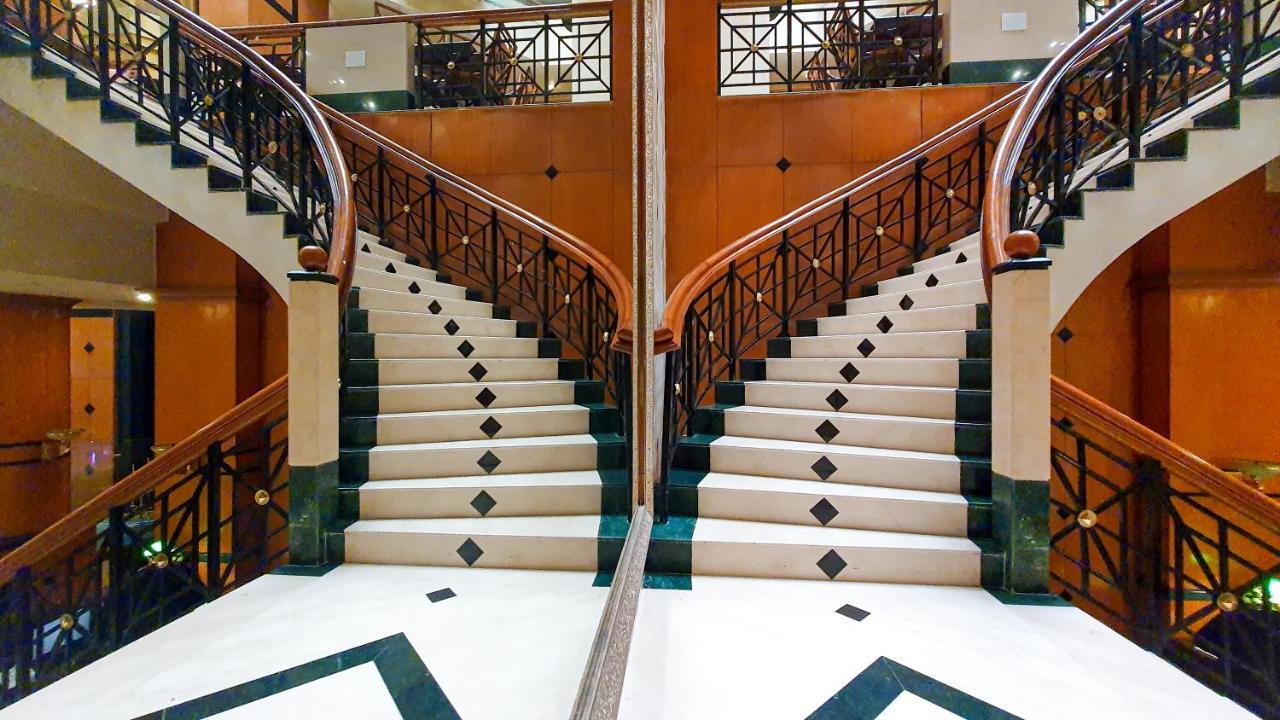 The Orchid Hotel Mumbai Vile Parle Exterior photo Stairs in the lobby